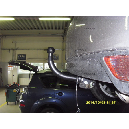 Ťažné zariadenie pre YARIS - 3/5dv., ( P 13 ) - automatický systém - od 10.2011/- Ťažné zariadenie pre YARIS - 3/5dv., ( P 13 ) - automatický systém - od 10.2011/-