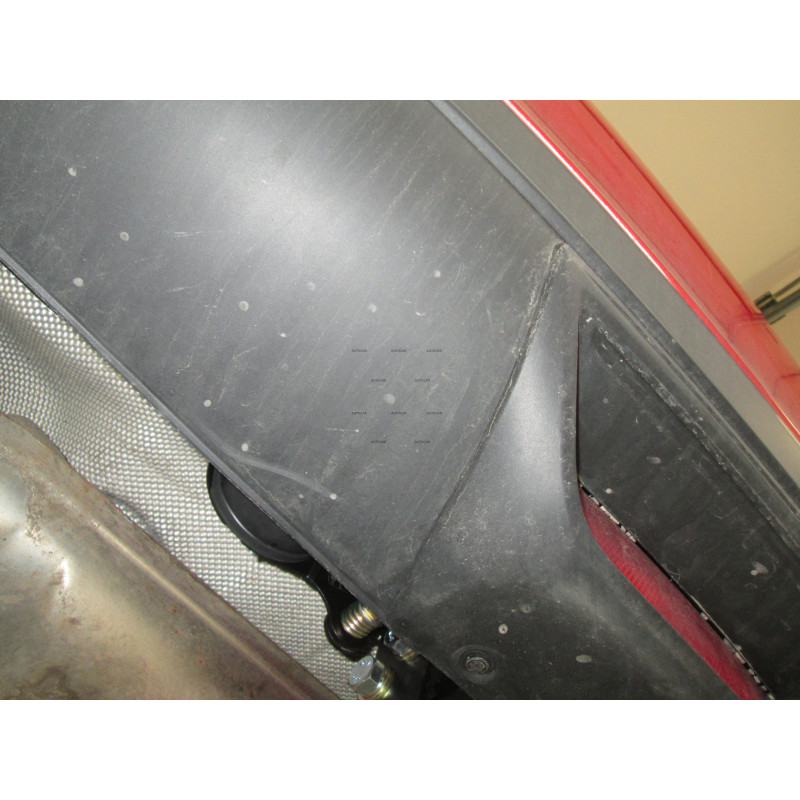 Tažné zařízení pro Mazda 3 - J36A - 4 dv. - odnímatelný vertikální bajonetový systém