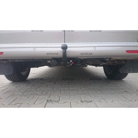 Tažné zařízení pro Volkswagen TRANSPORTER / MULTIVAN / CARAVELLA - T5 - Dodávka - odnímatelný vertikální bajonetový systém Tažné zařízení pro Volkswagen TRANSPORTER / MULTIVAN / CARAVELLA - T5 - Dodávka - odnímatelný vertikální bajonetový systém