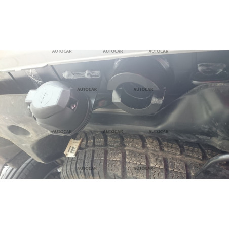 Tažné zařízení pro Volkswagen TRANSPORTER / MULTIVAN / CARAVELLA - T5 - Dodávka - odnímatelný vertikální bajonetový systém Tažné zařízení pro Volkswagen TRANSPORTER / MULTIVAN / CARAVELLA - T5 - Dodávka - odnímatelný vertikální bajonetový systém