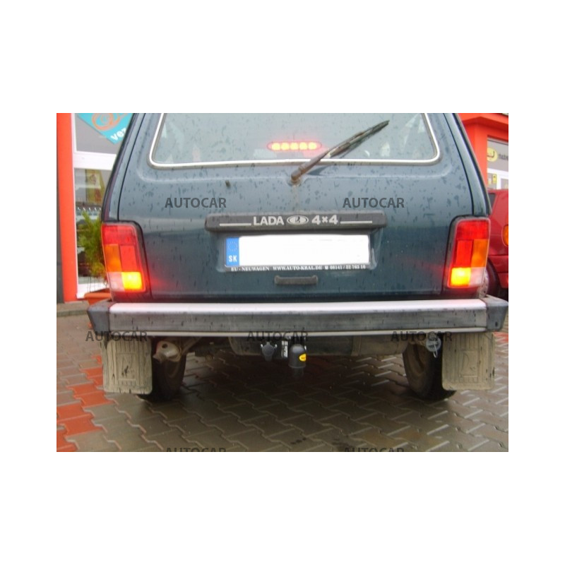 Tažné zařízení pro Lada NIVA - 3 dv. - šroubový systém