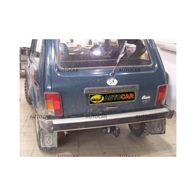 Tažné zařízení pro Lada NIVA - 3 dv. - šroubový systém