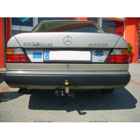 Tažné zařízení pro Mercedes 124 (W124 / S124) - odnímatelný bajonetový systém Tažné zařízení pro Mercedes 124 (W124 / S124) - odnímatelný bajonetový systém