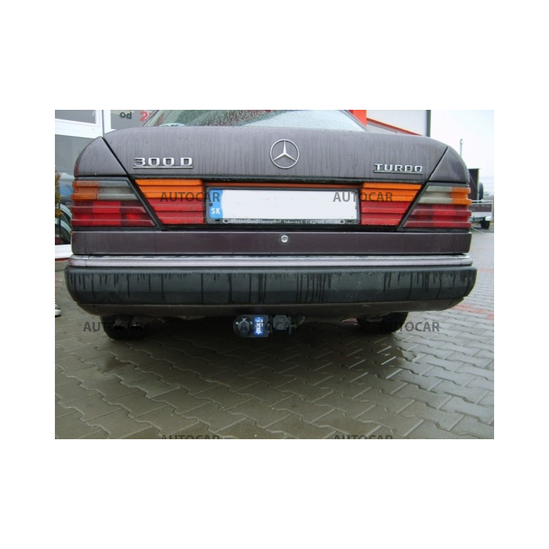 Tažné zařízení pro Mercedes 124 (W124 / S124) - odnímatelný bajonetový systém