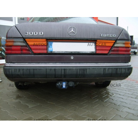 Tažné zařízení pro Mercedes 124 (W124 / S124) - odnímatelný bajonetový systém Tažné zařízení pro Mercedes 124 (W124 / S124) - odnímatelný bajonetový systém