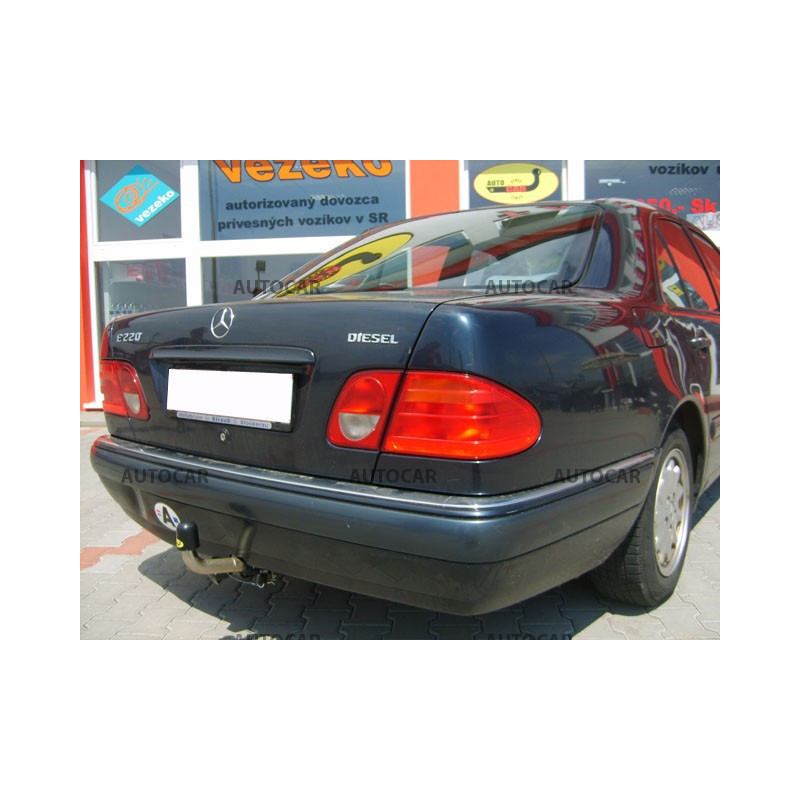 Ťažné zariadenie pre E - trieda E, 4dv. (W 210) - automatický systém - od 1995/06 do 2002/03