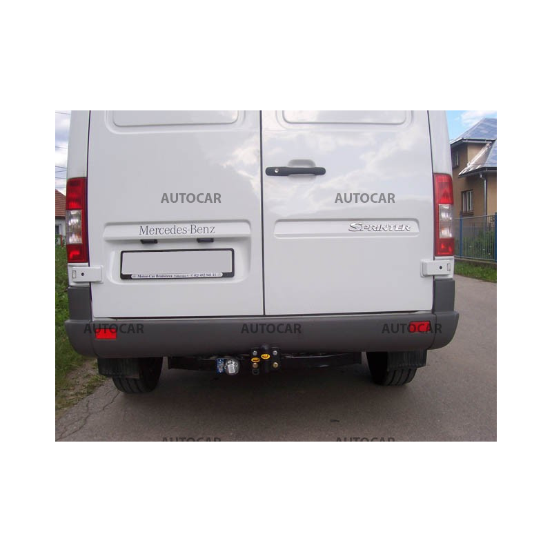 Tažné zařízení pro Mercedes SPRINTER - Dodávka bez schůdku - Rozvor 3,55 / 4,025 m - šroubový systém - od 1995 do 2006