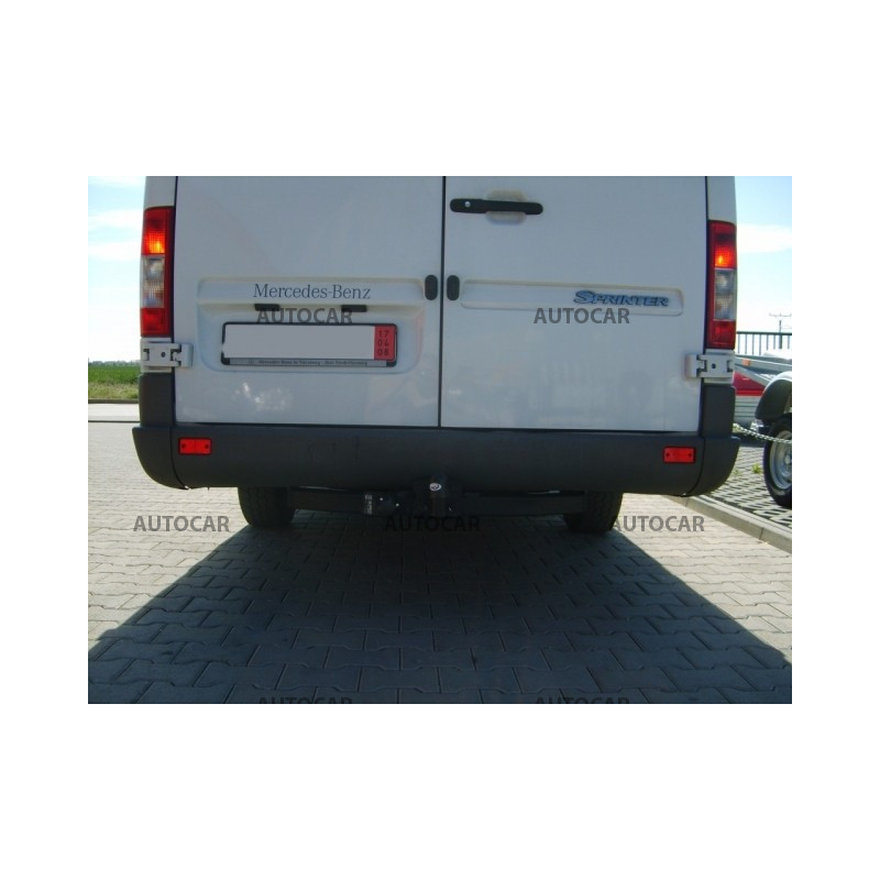 Tažné zařízení pro Mercedes SPRINTER - Dodávka bez schůdku - Rozvor 3,55 / 4,025 m - šroubový systém - od 1995 do 2006