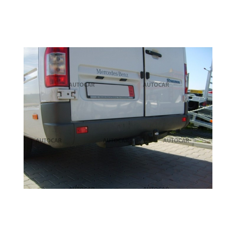 Tažné zařízení pro Mercedes SPRINTER - Dodávka bez schůdku - Rozvor 3,55 / 4,025 m - šroubový systém - od 1995 do 2006