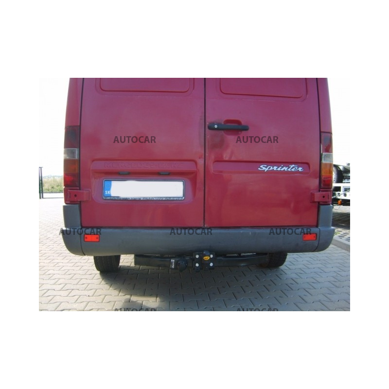 Tažné zařízení pro Mercedes SPRINTER - Dodávka bez schůdku - Rozvor 3,55 / 4,025 m - šroubový systém - od 1995 do 2006