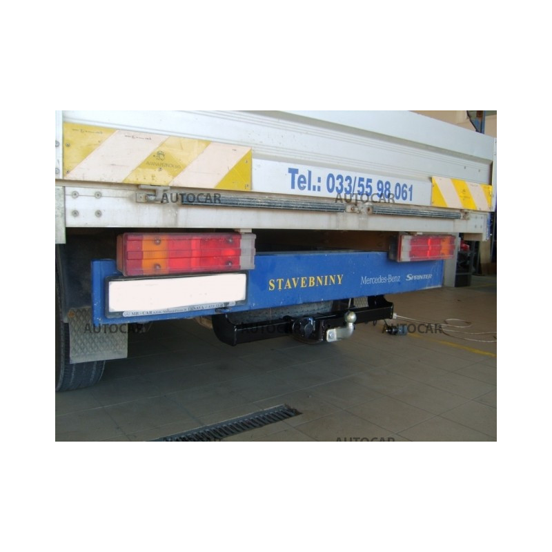 Tažné zařízení pro Mercedes SPRINTER - Valník - Jednomontáž - Rozvor 3,55 / 4,025 m - šroubový systém
