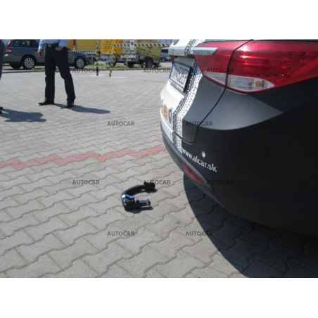Ťažné zariadenie pre I 40 -kombi - automatický vertikálny systém 2011-2015/- Ťažné zariadenie pre I 40 -kombi - automatický vertikálny systém 2011-2015/-