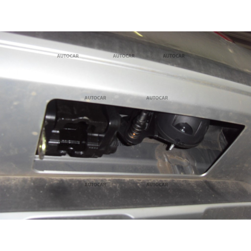 Ťažné zariadenie pre VW GOLF - VII,kombi - automatický vertikálny systém - od 08.2013/-