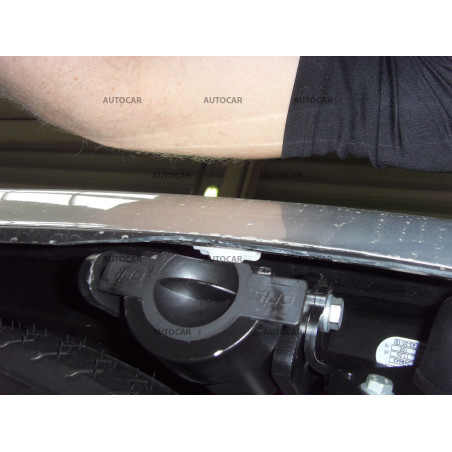 Ťažné zariadenie pre Mitsubishi Outlander od roku 2007-2012 Ťažné zariadenie pre Mitsubishi Outlander od roku 2007-2012