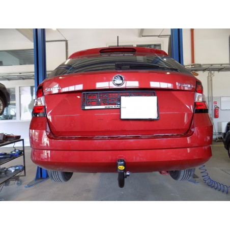 Ťažné zariadenie pre Skoda Fabia kombi - automatický vertikálny systém Ťažné zariadenie pre Skoda Fabia kombi - automatický vertikálny systém