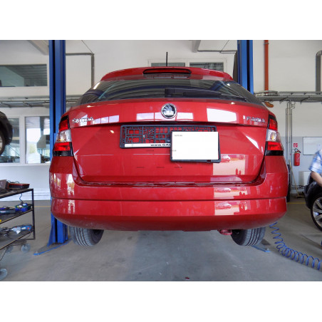 Ťažné zariadenie pre Skoda Fabia kombi - automatický vertikálny systém Ťažné zariadenie pre Skoda Fabia kombi - automatický vertikálny systém