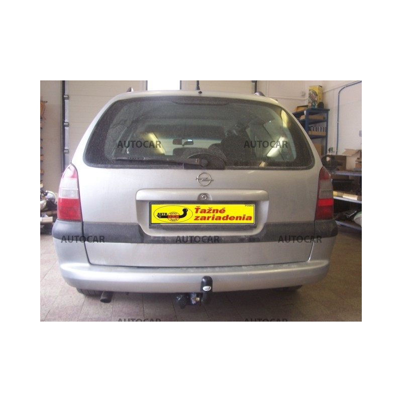 Tažné zařízení pro Opel VECTRA - "B" - šroubový systém