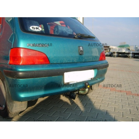 Tažné zařízení pro Peugeot 106 - odnímatelný bajonetový systém