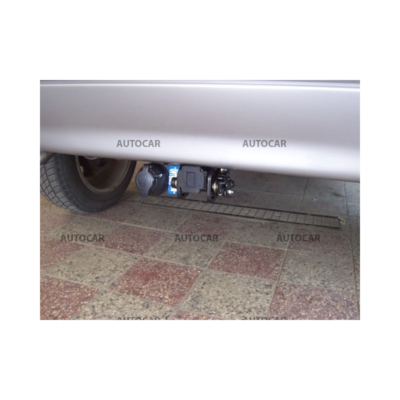 Tažné zařízení pro Peugeot 106 - odnímatelný bajonetový systém