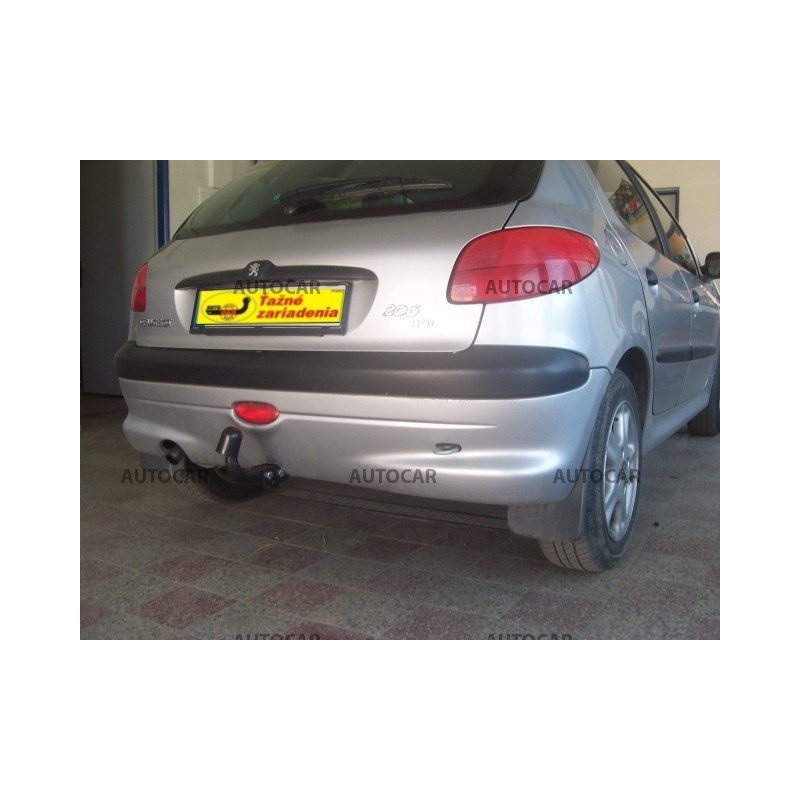 Tažné zařízení pro Peugeot 206 - šroubový systém