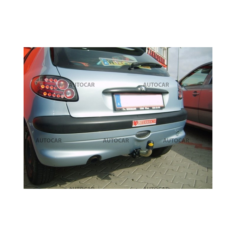 Tažné zařízení pro Peugeot 206 - odnímatelný bajonetový systém