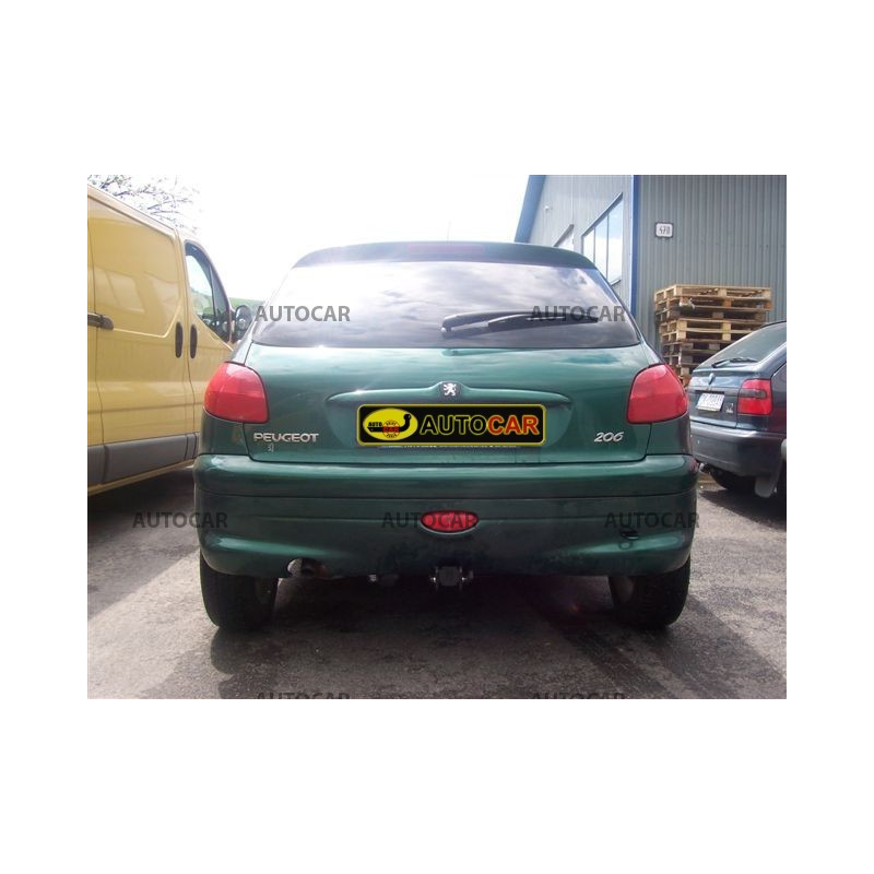 Tažné zařízení pro Peugeot 206 - odnímatelný bajonetový systém