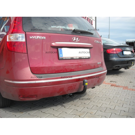 Ťažné zariadenie pre I 30 - combi - skrutkový systém - od 2008 do 2010 Ťažné zariadenie pre I 30 - combi - skrutkový systém - od 2008 do 2010