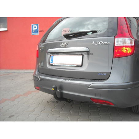 Ťažné zariadenie pre I 30 - combi - skrutkový systém - od 2010 Ťažné zariadenie pre I 30 - combi - skrutkový systém - od 2010