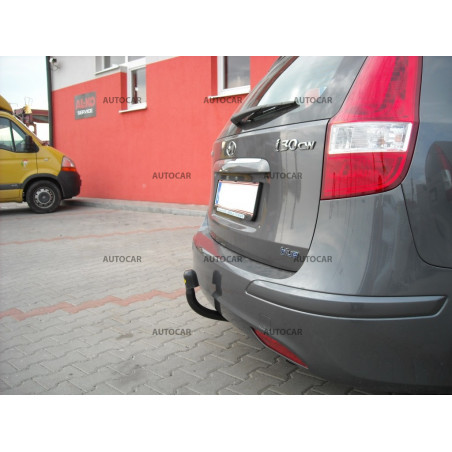 Ťažné zariadenie pre I 30 - combi - skrutkový systém - od 2010 Ťažné zariadenie pre I 30 - combi - skrutkový systém - od 2010