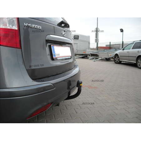 Ťažné zariadenie pre I 30 - combi - skrutkový systém - od 2010 Ťažné zariadenie pre I 30 - combi - skrutkový systém - od 2010