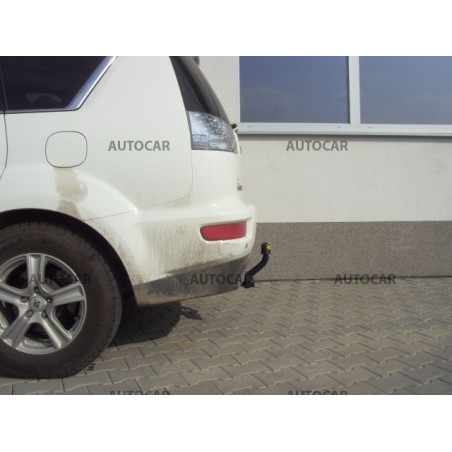 Ťažné zariadenie pre OUTLANDER - suv - skrutkový systém - od 2007 do Ťažné zariadenie pre OUTLANDER - suv - skrutkový systém - od 2007 do