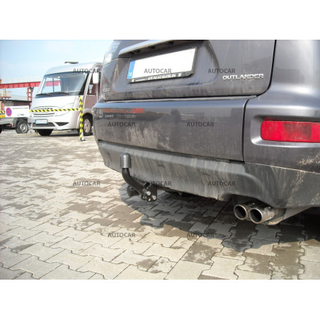 Ťažné zariadenie pre OUTLANDER - suv - skrutkový systém - od 2007 do Ťažné zariadenie pre OUTLANDER - suv - skrutkový systém - od 2007 do