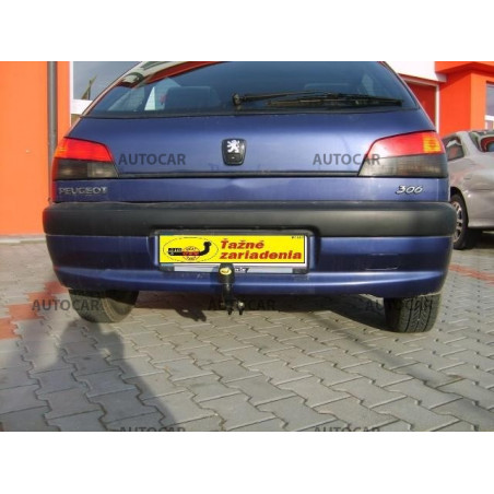 Tažné zařízení pro Peugeot 306 - šroubový systém Tažné zařízení pro Peugeot 306 - šroubový systém