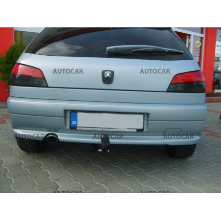 Tažné zařízení pro Peugeot 306 - šroubový systém