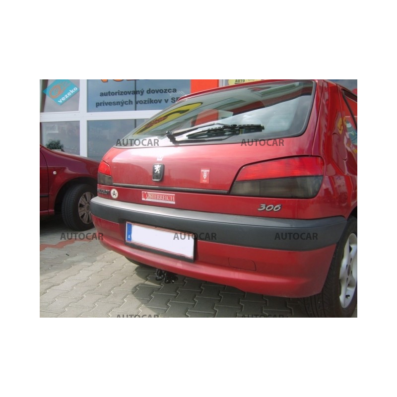 Tažné zařízení pro Peugeot 306 - odnímatelný bajonetový systém