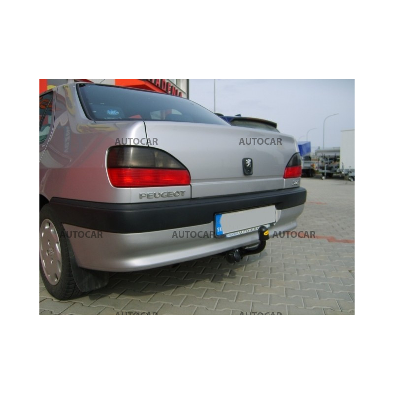 Tažné zařízení pro Peugeot 306 - šroubový systém