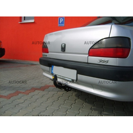 Tažné zařízení pro Peugeot 306 - šroubový systém