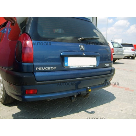 Tažné zařízení pro Peugeot 306 - šroubový systém