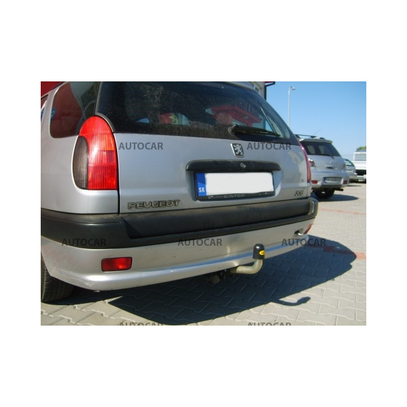 Tažné zařízení pro Peugeot 306 - odnímatelný bajonetový systém