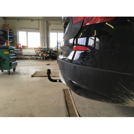 Tažné zařízení pro BMW X3 - odnímatelný vertikální bajonetový systém Tažné zařízení pro BMW X3 - odnímatelný vertikální bajonetový systém