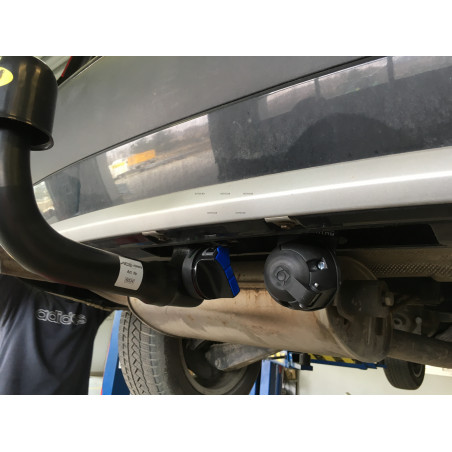 Tažné zařízení pro BMW X3 - odnímatelný vertikální bajonetový systém Tažné zařízení pro BMW X3 - odnímatelný vertikální bajonetový systém
