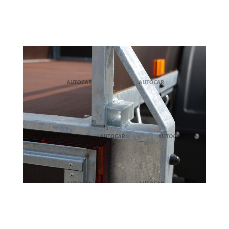 Prívesný vozík Vezeko A 20.2