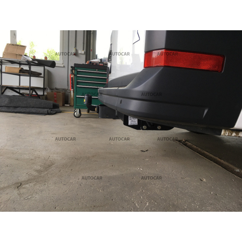 Tažné zařízení pro Volkswagen CRAFTER - Dodávka bez schůdku - Jednomontáž - šroubový systém