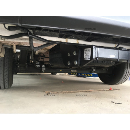 Tažné zařízení pro Volkswagen CRAFTER - Dodávka bez schůdku - Jednomontáž - šroubový systém Tažné zařízení pro Volkswagen CRAFTER - Dodávka bez schůdku - Jednomontáž - šroubový systém