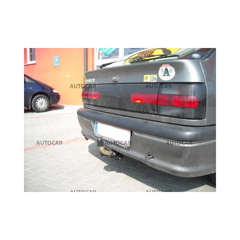 Tažné zařízení pro Renault 19 - odnímatelný bajonetový systém