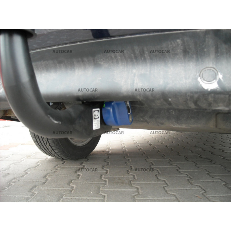 Tažné zařízení pro Audi A6 - odnímatelný vertikální bajonetový systém