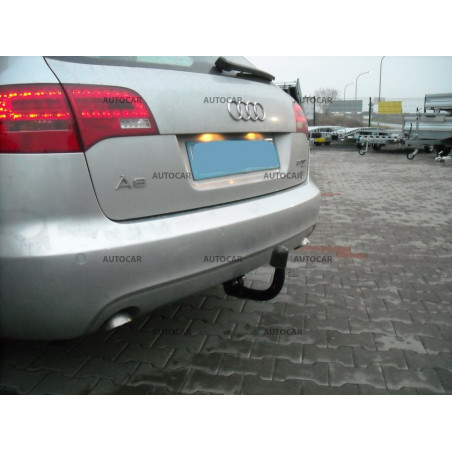 Ťažné zariadenie Audi A6 - automatický vertikálny systém Ťažné zariadenie Audi A6 - automatický vertikálny systém