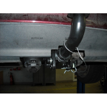 Ťažné zariadenie pre C - 4dv, combi, W 204, S 204 - automatický systém - od 2007 do Ťažné zariadenie pre C - 4dv, combi, W 204, S 204 - automatický systém - od 2007 do